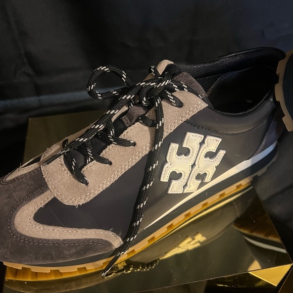 Tory Burch Good Luck Trainer Sneakers in Black and Gray size 8 NEW - Picture 5 of 12